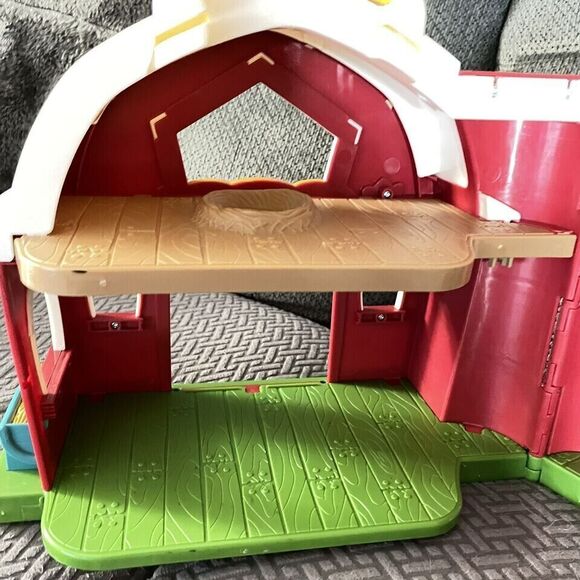 Battat Big Red Barn Animal Farm Playset for Toddlers 18M+ Barn Only - Picture 4 of 8